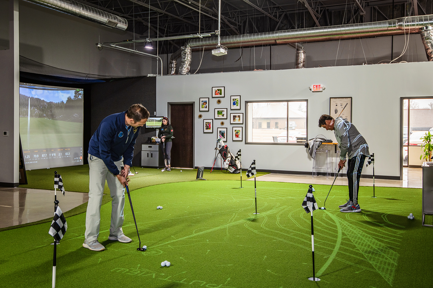 Indoor Golf Simulator Cincinnati