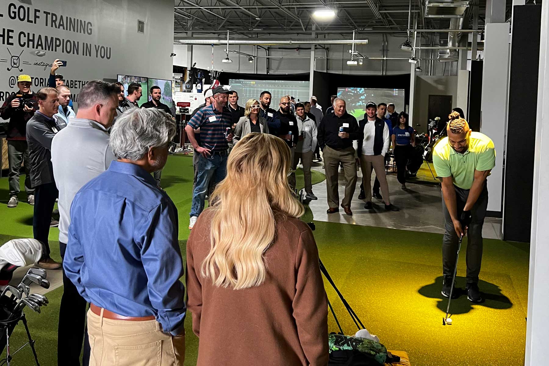 Indoor Golf Simulator Cincinnati